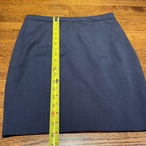 RW&Co medium blue business skirt - size 2 - Picture 4 of 7